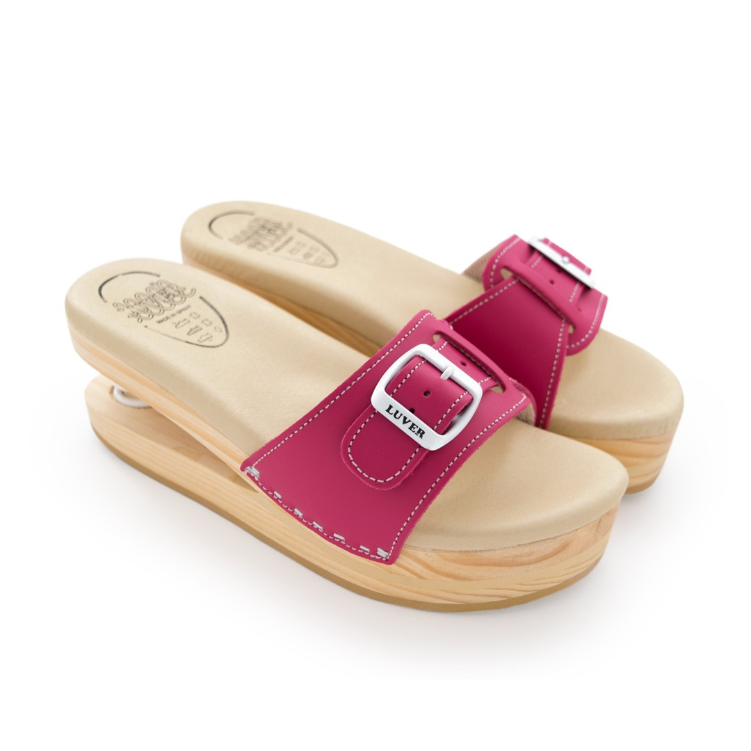 ZUECOS CON MUELLE TIPO SANDALIA CON HEBILLA MAGENTA - Imagen 3